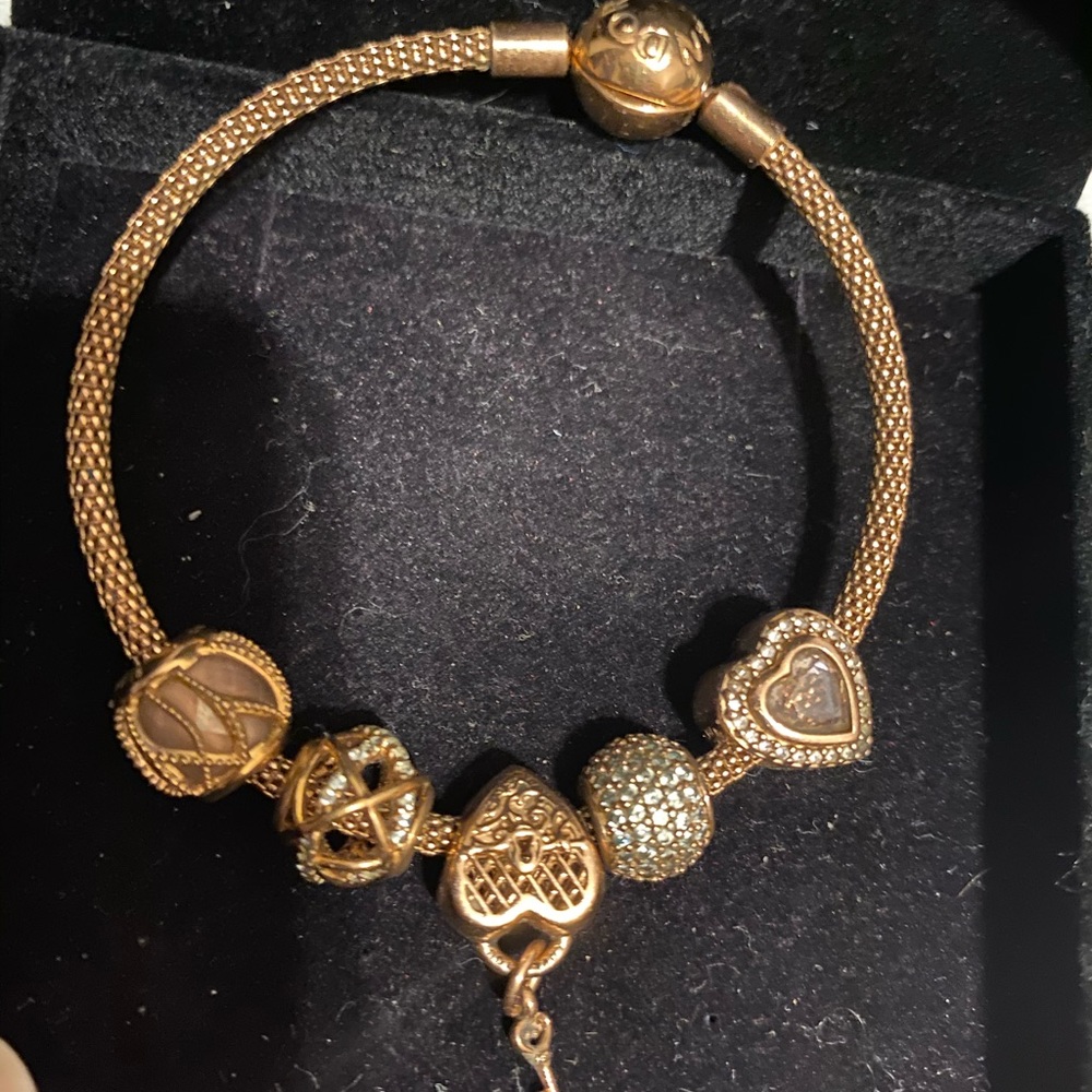 Pandora mesh bangle braclet in rose gold